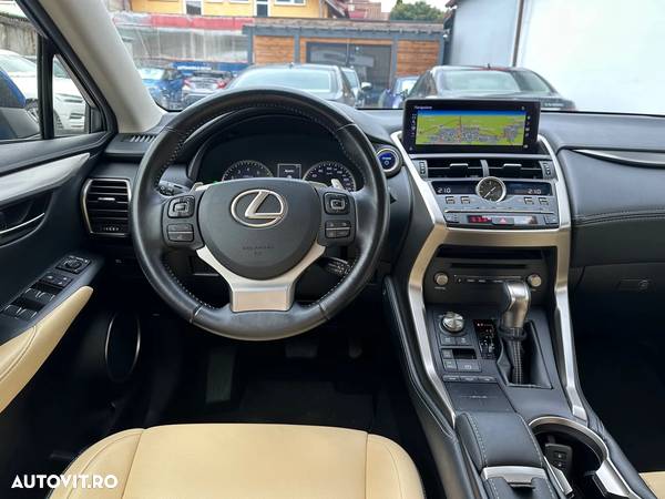 Lexus Seria NX - 15