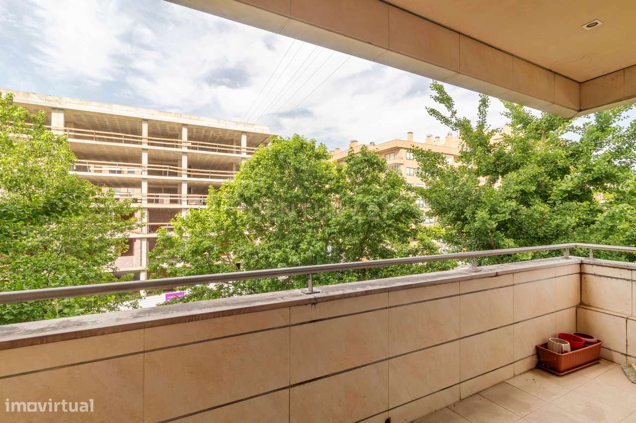 Apartamento T2 em Oliveira do Douro, Vila Nova de Gaia-26