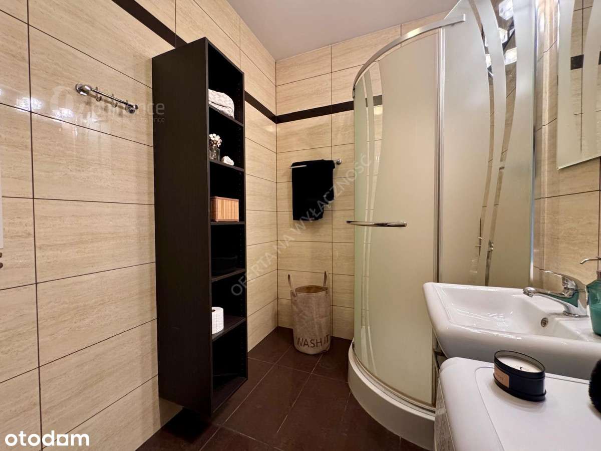 38m2, kawalerka, miejsce postojowe w hali-15