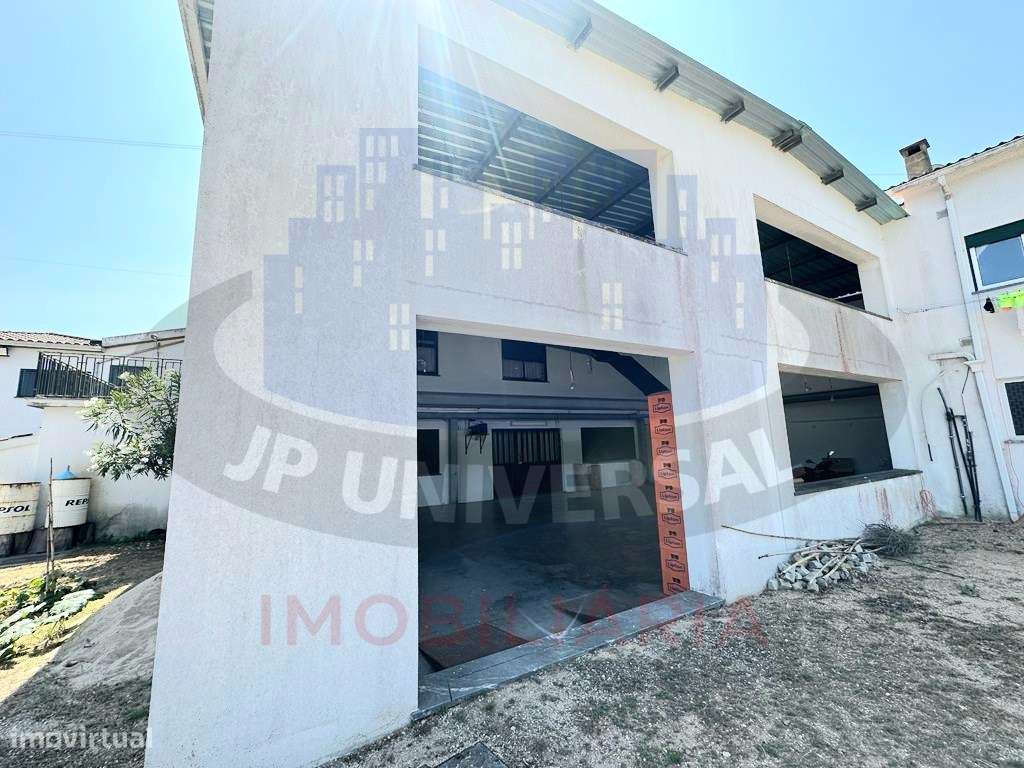 MORADIA T6 VENDA COM ESPAÇO COMERCIAL E RESIDENCIAL , A 10 MINUTOS ...-36