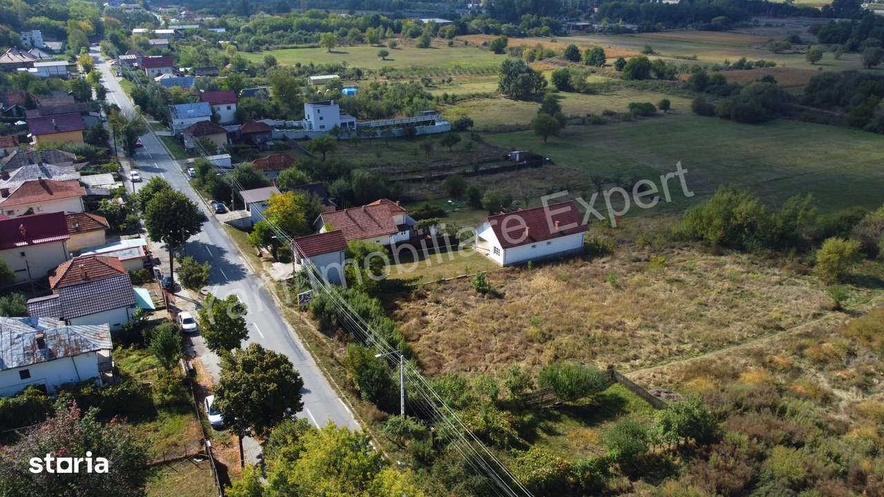 Teren de vânzare Curtea de Argeș, str Victoriei. - Imagine principală: 3/9
