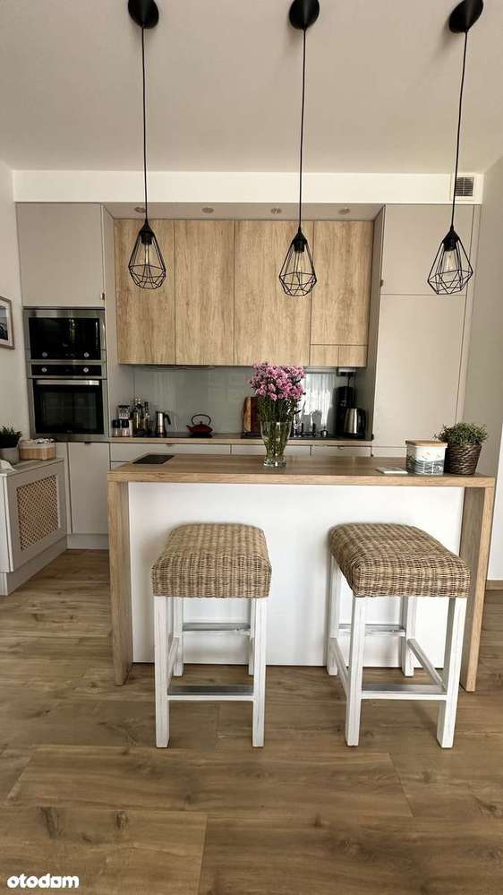 Apartament na wynajem na os. Wilanów, 2 pokoje z ogrodem i garażem