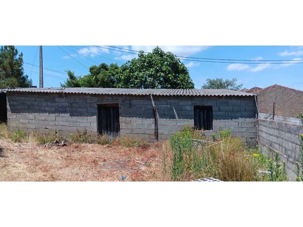 Vários Anexos para Recuperação com Terreno Venda Nova, Envendos-12