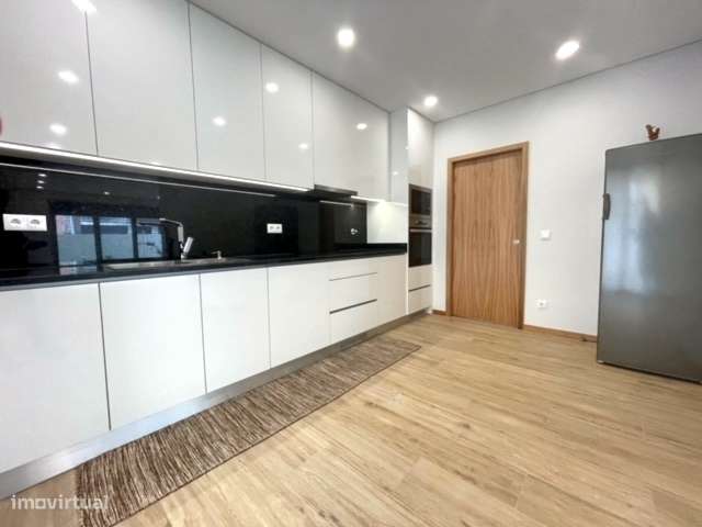 Moradia T3 com 3 Frentes, Madalena! - Grande imagem: 4/32