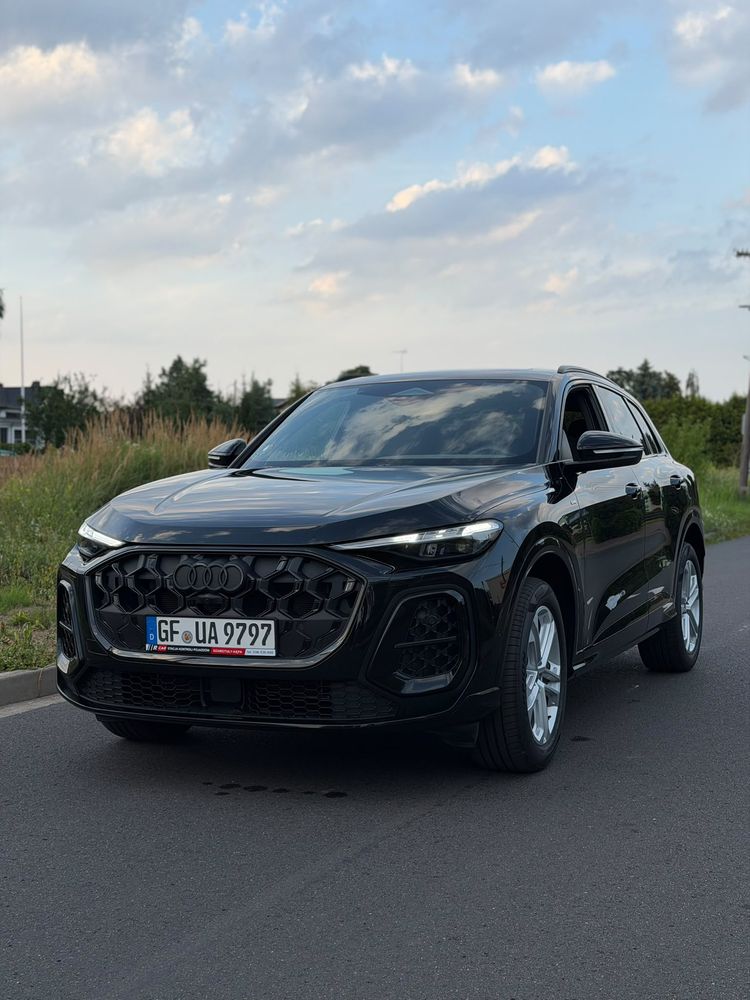 Audi Q5 II (2025-) 40 TDI quattro S tronic S line 2025