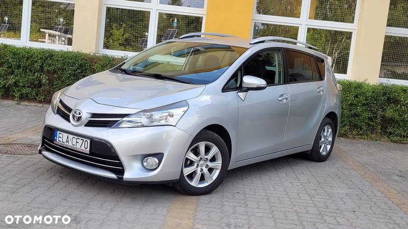 Toyota Verso 1.8 Prestige MS 7os EU6 - 1