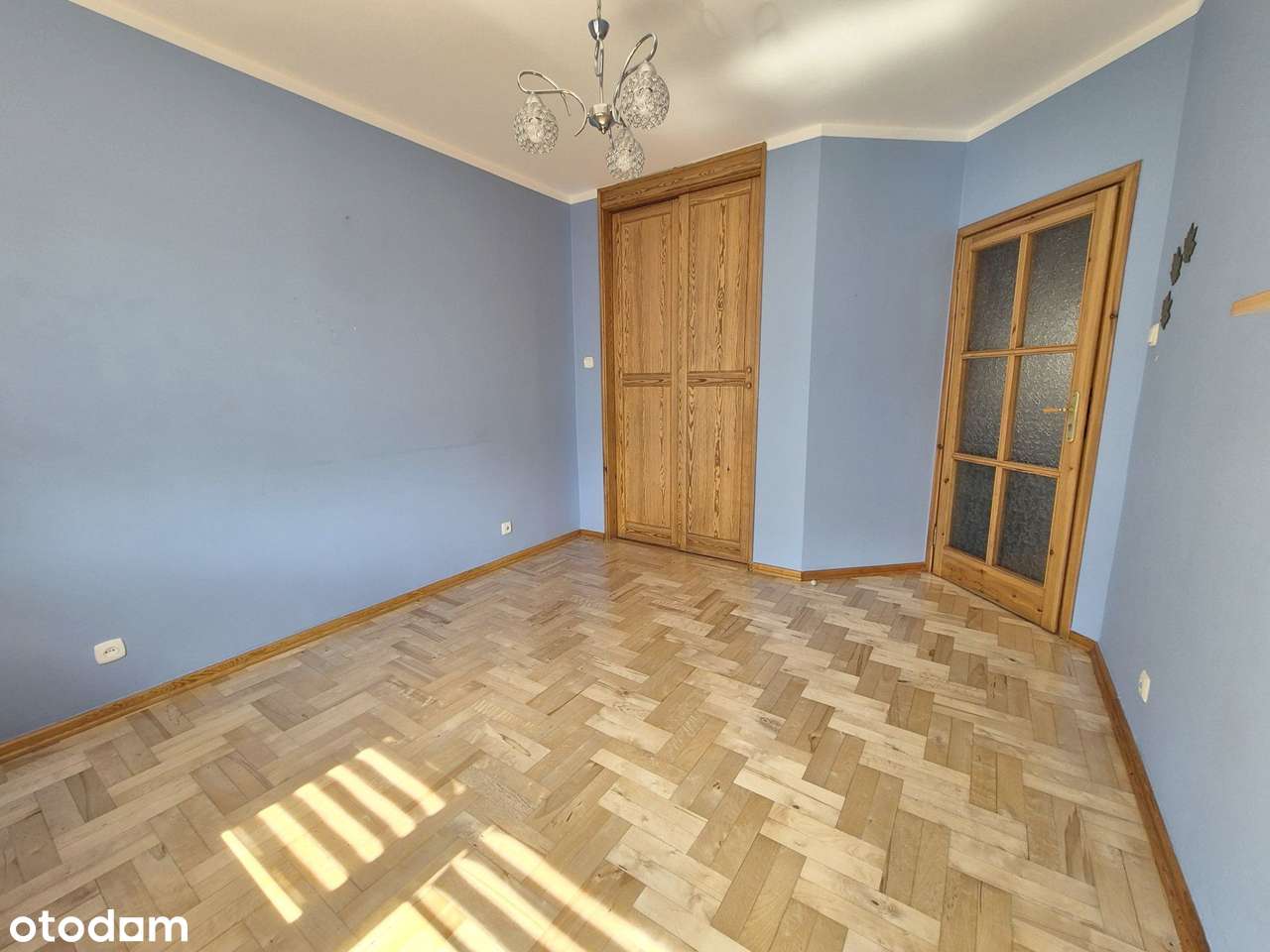 3 pokojowe mieszkanie/pow. 75 m2/ II-piętro/ klimatyzacja, oc miejskie-18