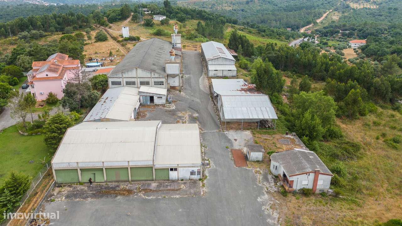 Complexo Fabril em Tomar: Localização Privilegiada a 2 km da A13 - Grande imagem: 5/48