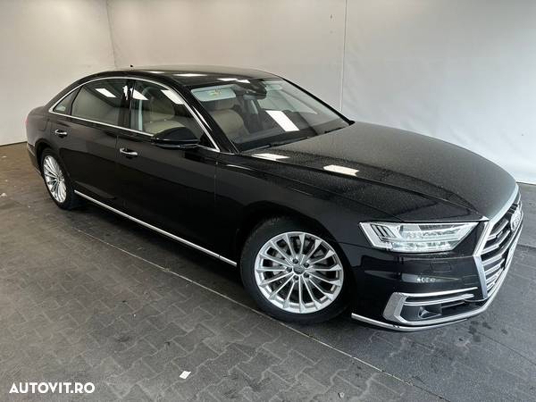 Audi A8 - 26