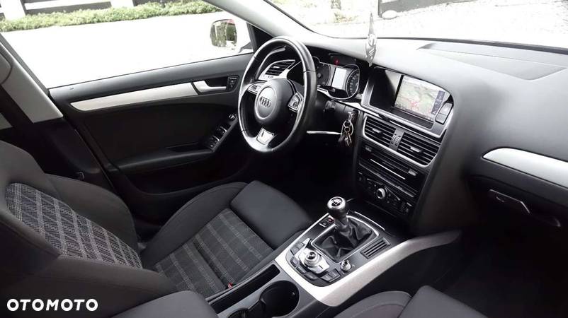 Audi A4 Avant 2.0 TDI DPF S line Sportpaket - 7