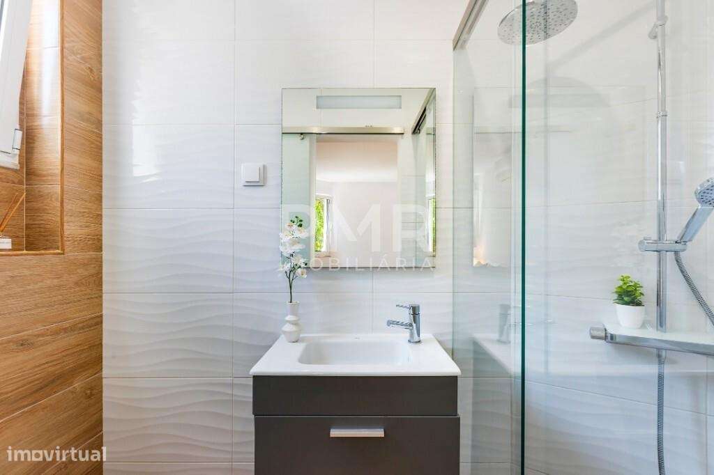 Apartamento T3 remodelado nos Olivais-7