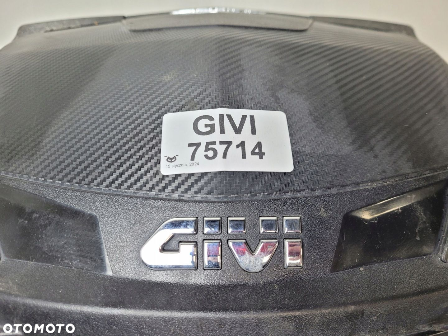 GIVI BLADE KUFER CENTRALNY BEZ KLUCZYKA - 9