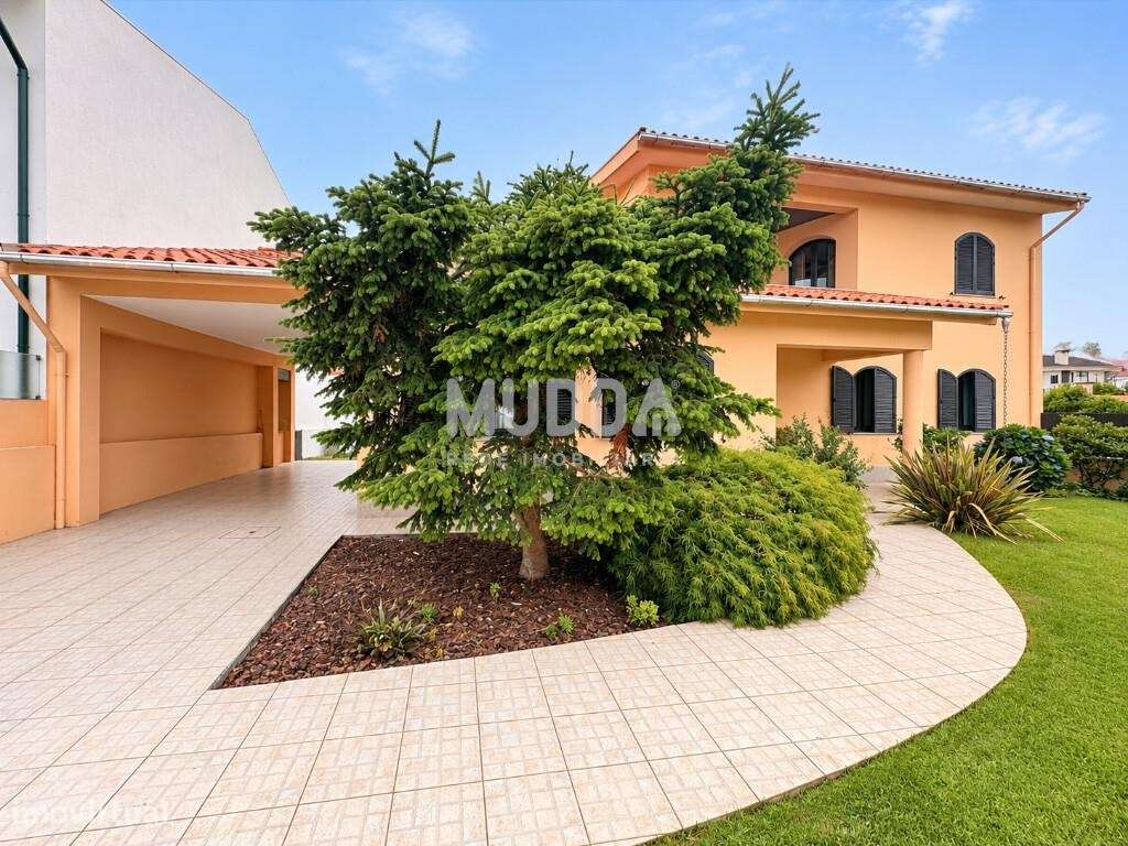 Moradia com jardim e terraço em São Miguel, Ovar-1