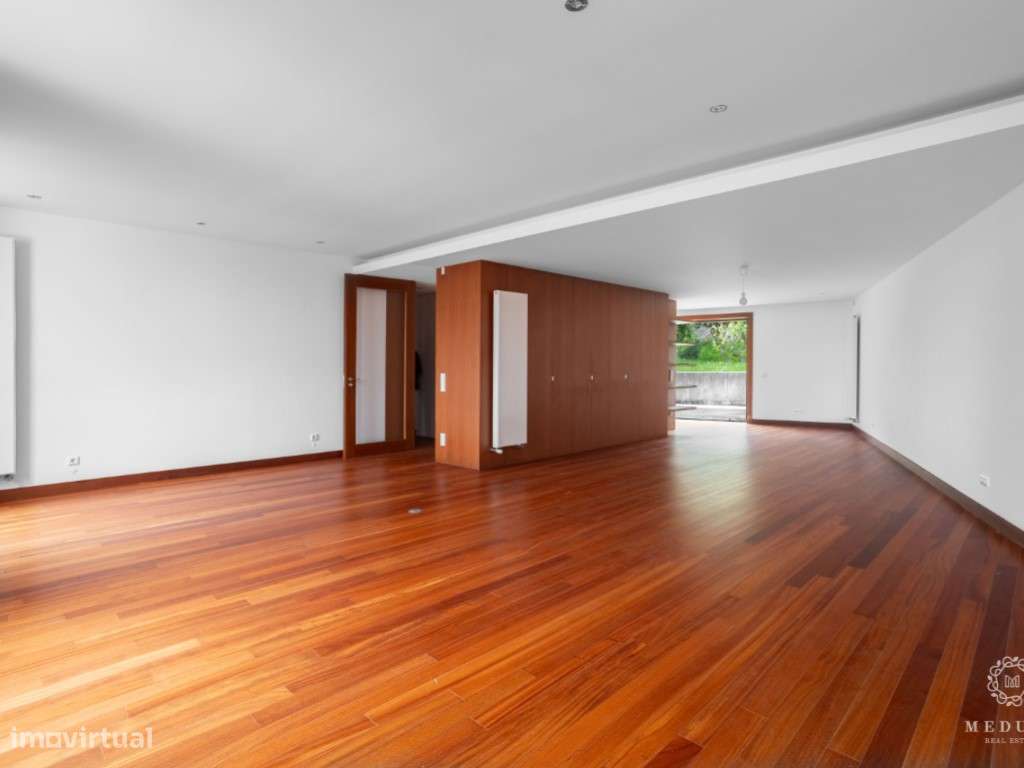 Moradia T4 | Centro Histórico de Leça da Palmeira - Grande imagem: 4/35