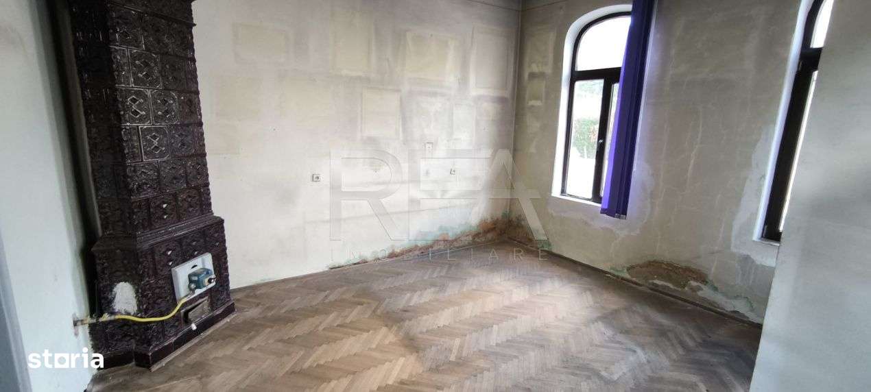 Casa cu 9 camere, Parcul Carol - Imagine principală: 5/17