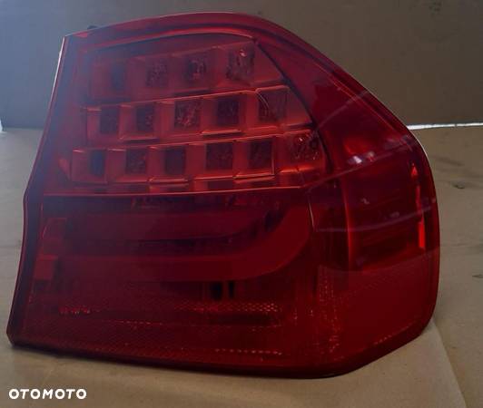 Lampa tylna prawa BMW E90 - 1