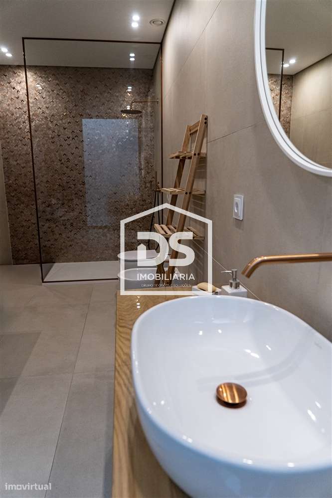 MORADIA DE LUXO T3 + ESCRITORIO - CENTRO DE PAÇOS DE FERREIRA-58