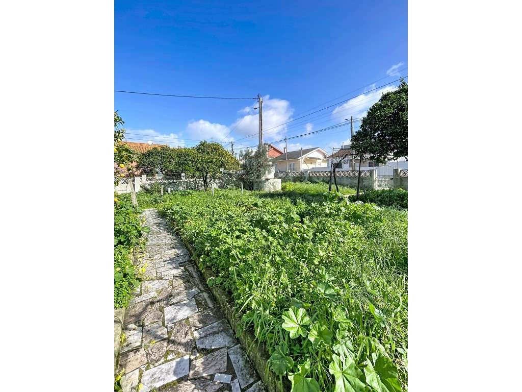 Moradia em Fernão Ferro-9