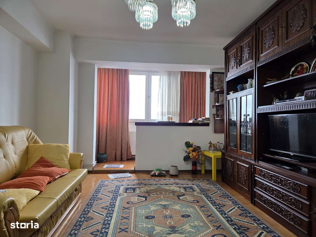 Apartament de vanzare ultracentral 3 camere - Pitesti-3