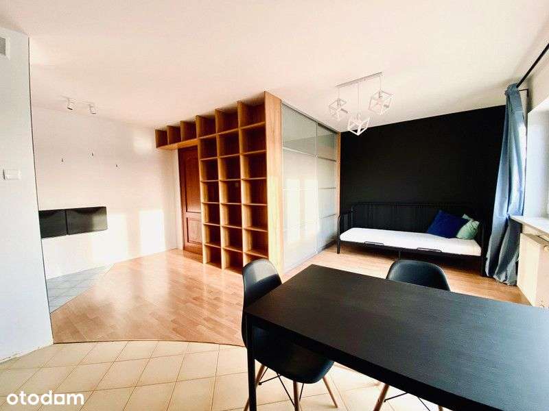 Gocławek, kawalerka 30 m, budynek ogrodzony z 2003 - Pełny obrazek: 3/14