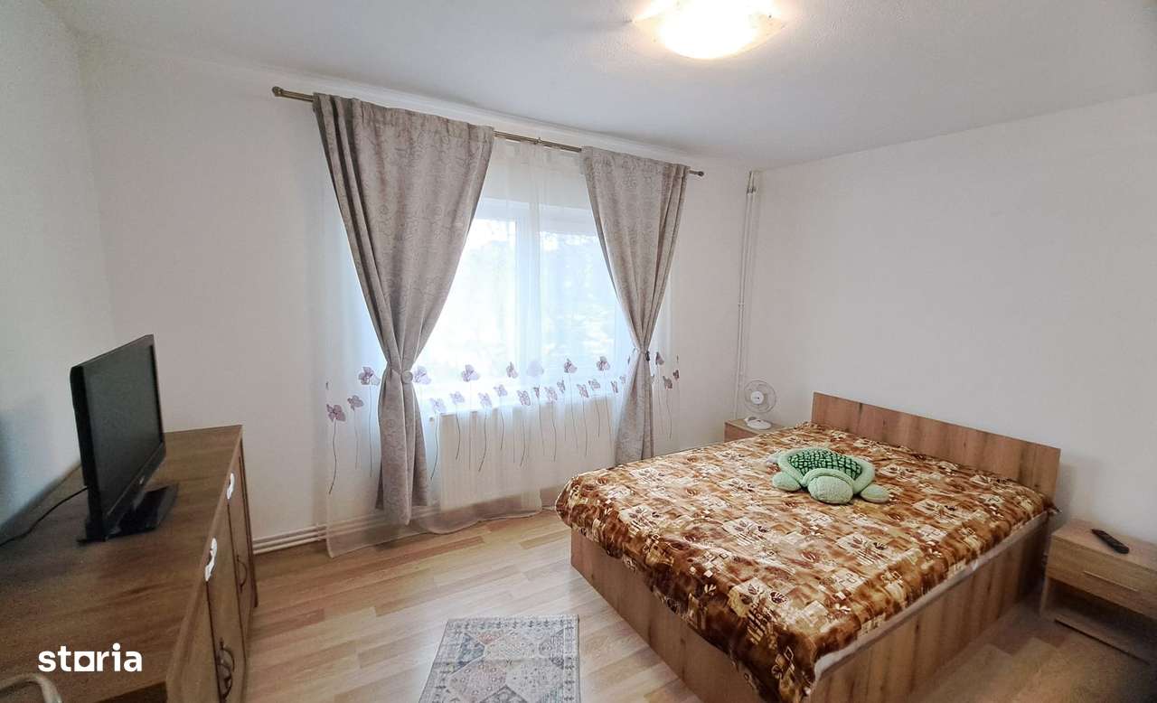 Apartament 3 camere decomandate 1 Mai - Imagine principală: 5/8