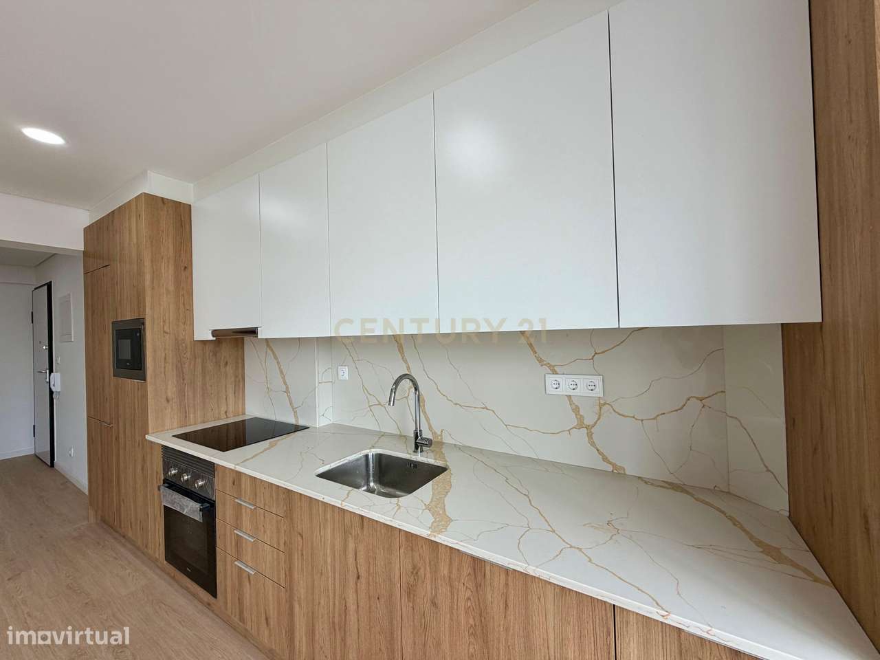 Apartamento T2 no Coração do Laranjeiro-6