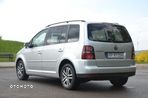 Volkswagen Touran - 2