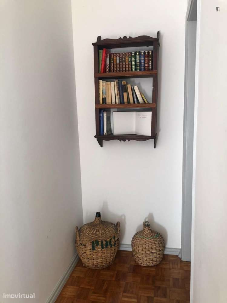 Quarto - localizado em Anjos Lisbon - Grande imagem: 5/10