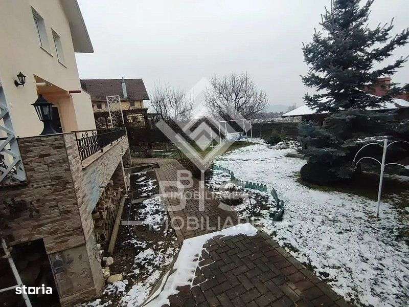 Casa 700 mp teren - Zona Subcetate - Imagine principală: 2/20