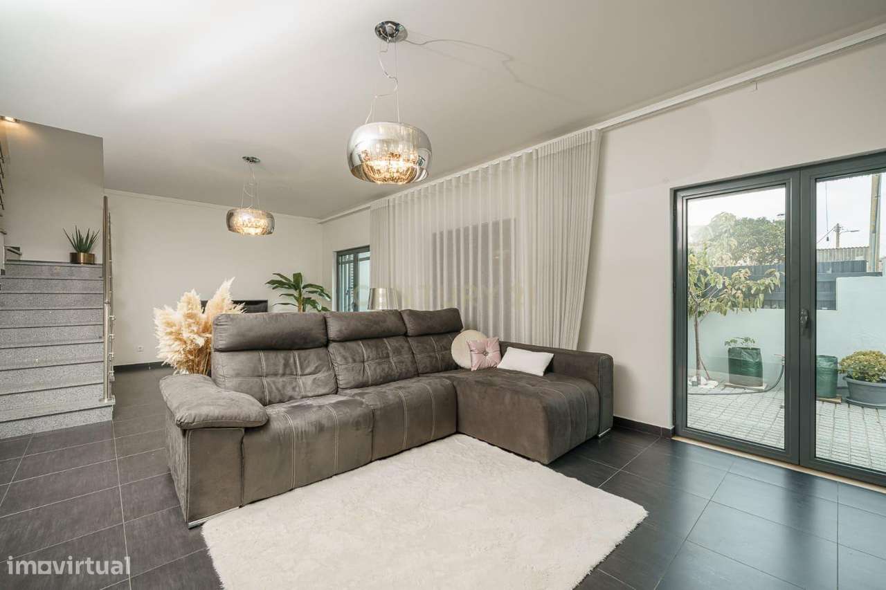 Casa Moderna em Setúbal com Vista para o Sado-14