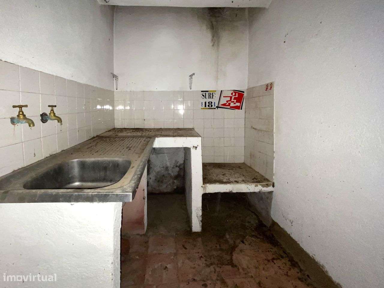 Moradia - Grande imagem: 5/21