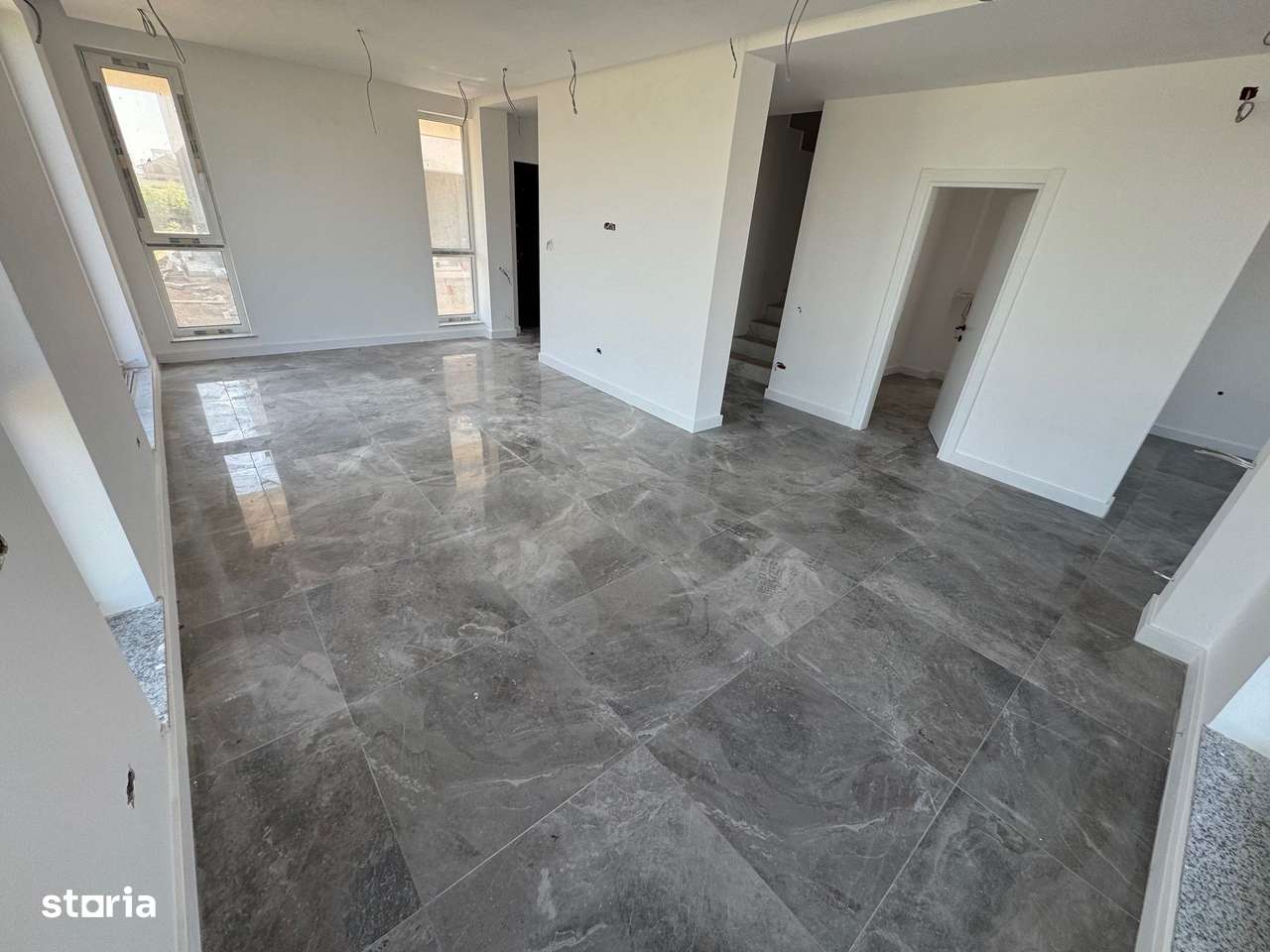 Vile Tunari, zona BUNA, Toate Utilitatile, curte 350m2-5