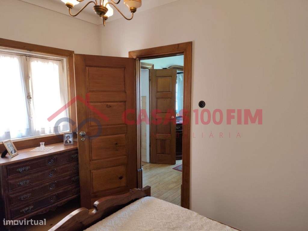 5 Moradias + Terreno em Loureiro - Peso da Régua-23