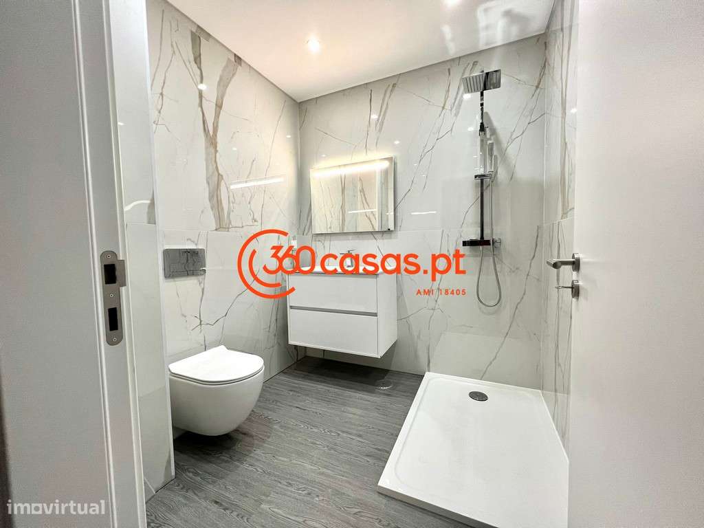 Apartamento T3 Novo com piscina, garagem e arrecadação em Olhão-32