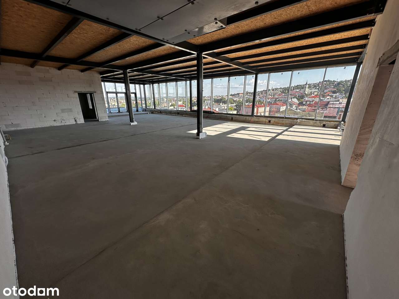 Bar/Restauracja typu rooftopbar z widokiem na cały Przemyśl, 3 maja 27 - Pełny obrazek: 3/15