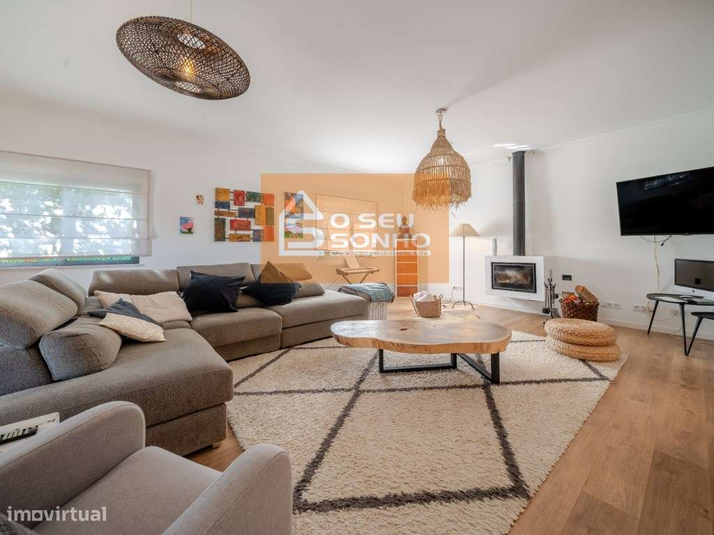 Moradia T3 + 1 com Piscina-24
