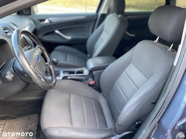 Ford Mondeo 1.6 TDCi ECOnetic Silver X (Amb.) - 18