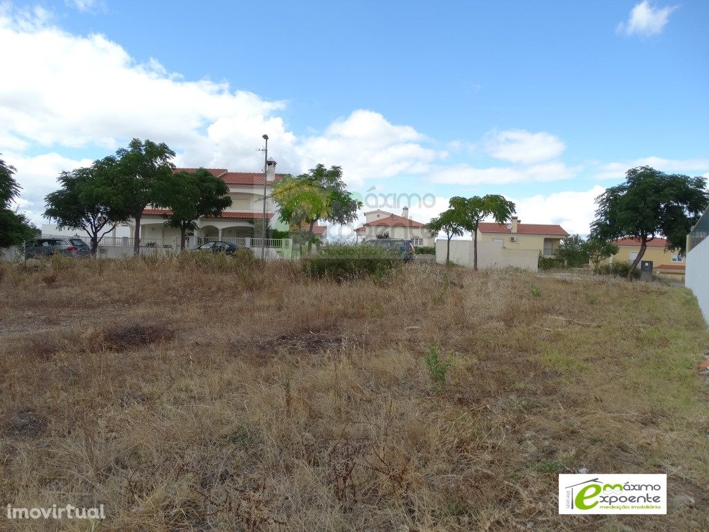 Lote de Terreno para Construção