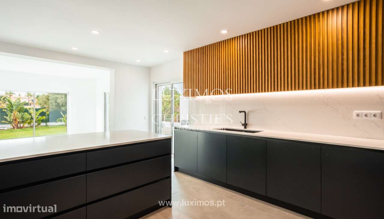 Moradia V5 com piscina, à venda no Triângulo Dourado, Algarve - Grande imagem: 5/46