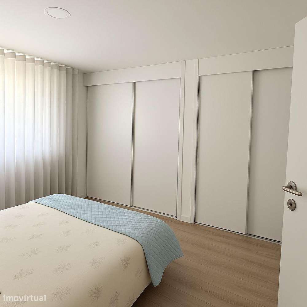 Moradia geminada Bi-Familiar T3 + T1 — Dois espaços...-8