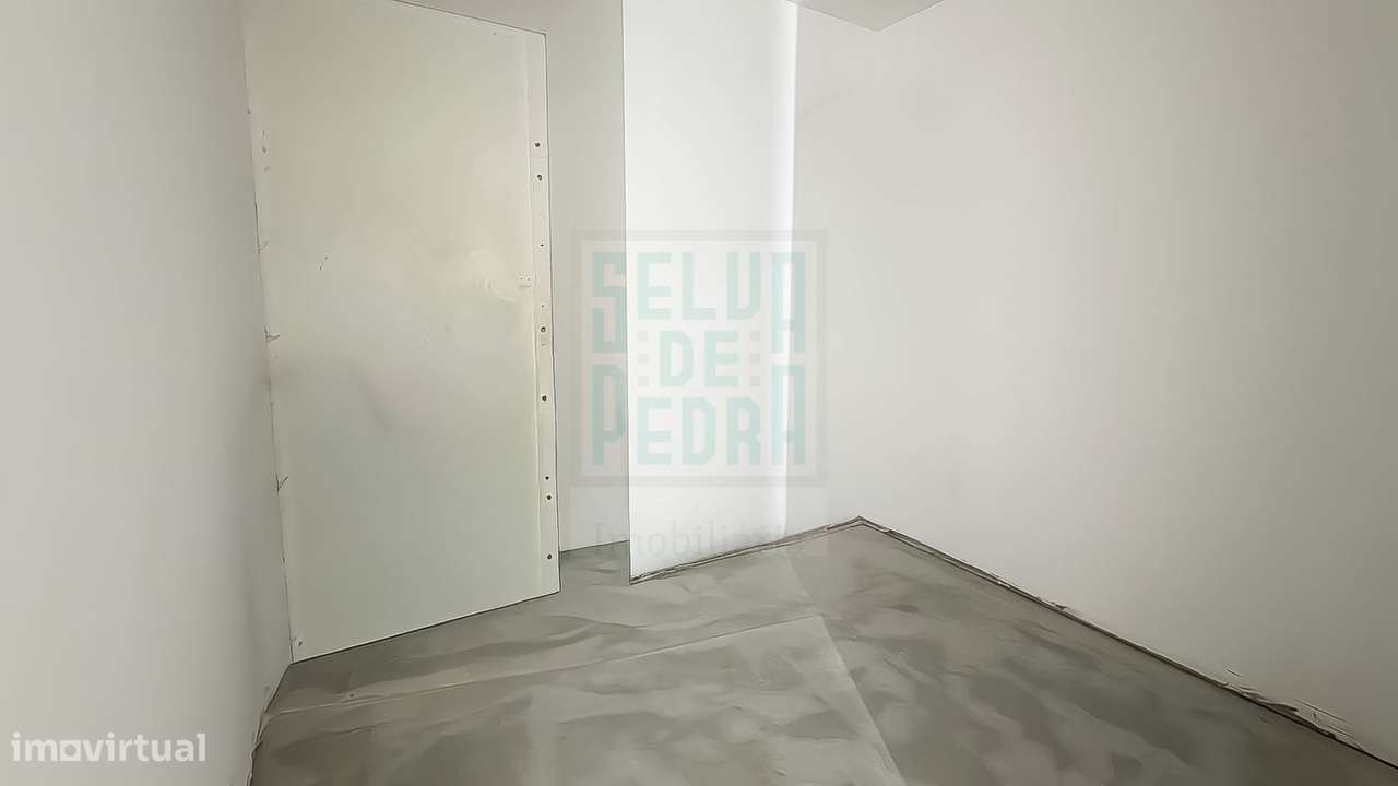 Apartamento T2+1 Centro de Paços de Ferreira-27