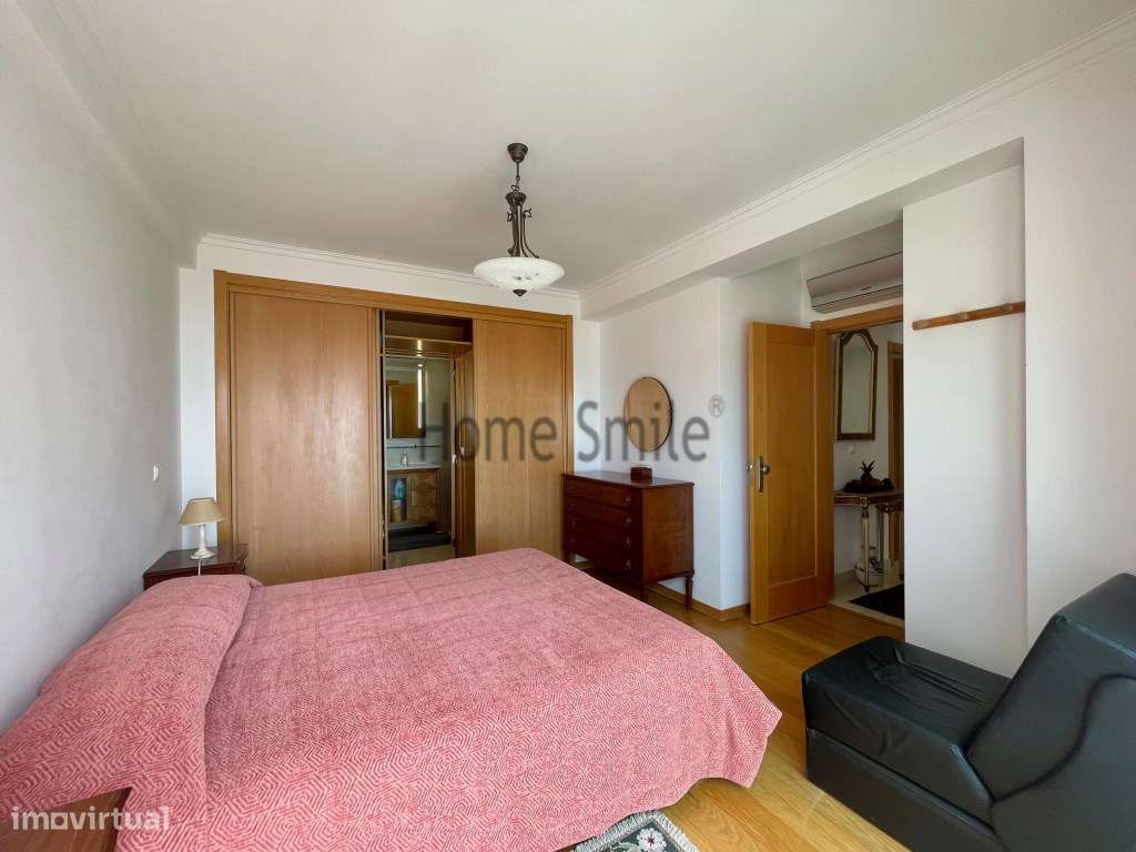 T3 EM CONDOMINIO COM PISCINA. VISTA MAR-30