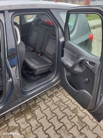 Opel Meriva - 10