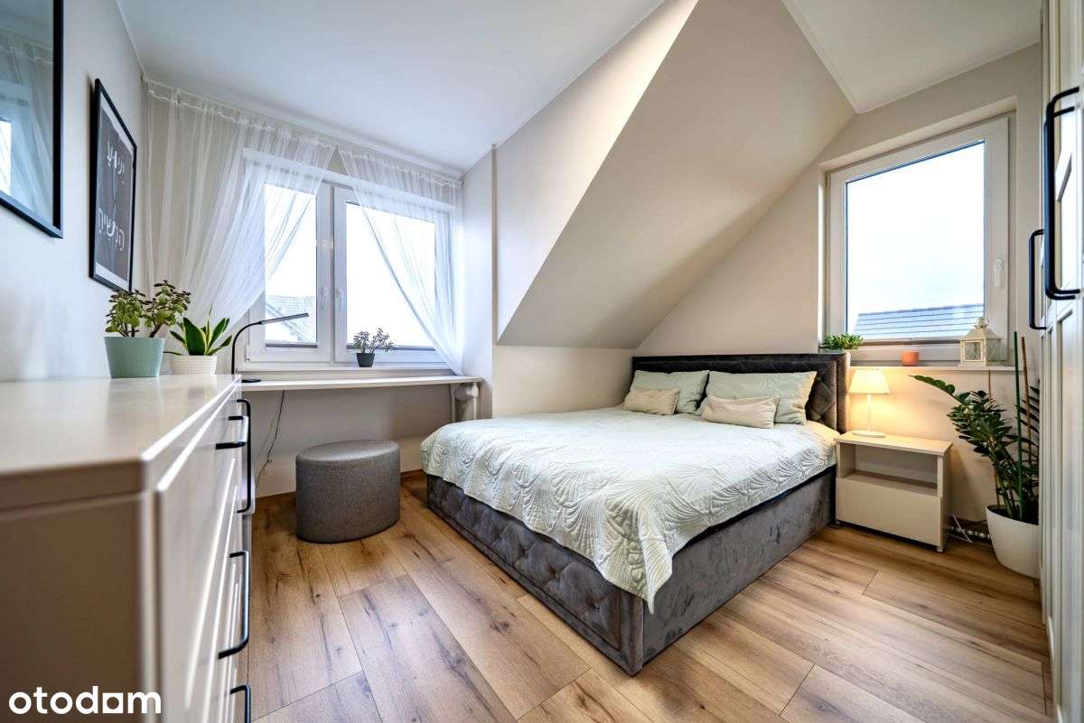 Wprowadź się od razu, Przyjaźń, Bliźniak, PV 5,9-8