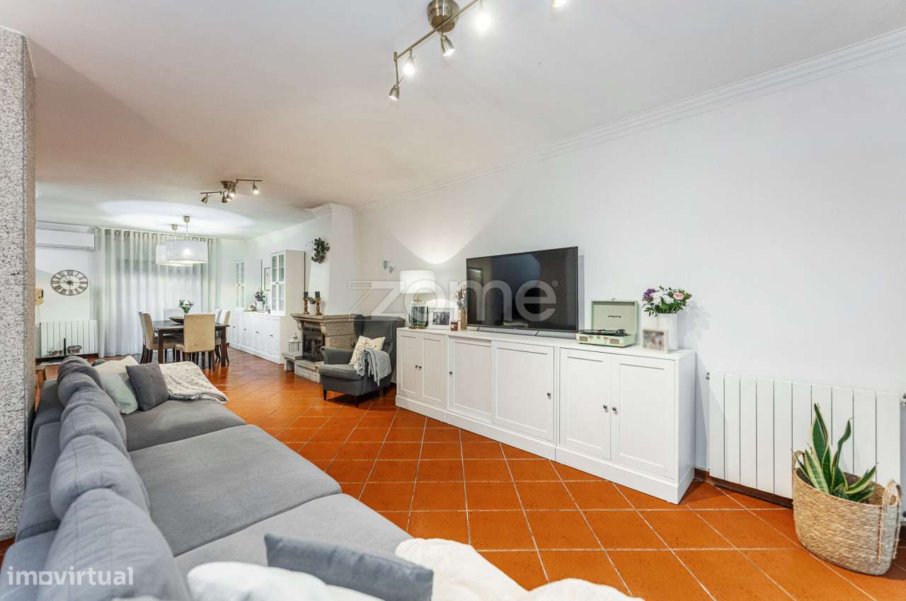 Moradia T4 Santa Maria da Feira - Grande imagem: 2/49