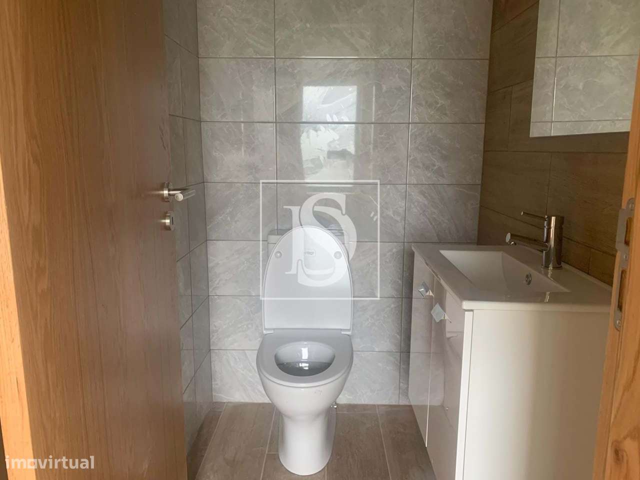 Moradia T3 em Banda Em fase final de construção  Arcos de Valdevez - Grande imagem: 4/26