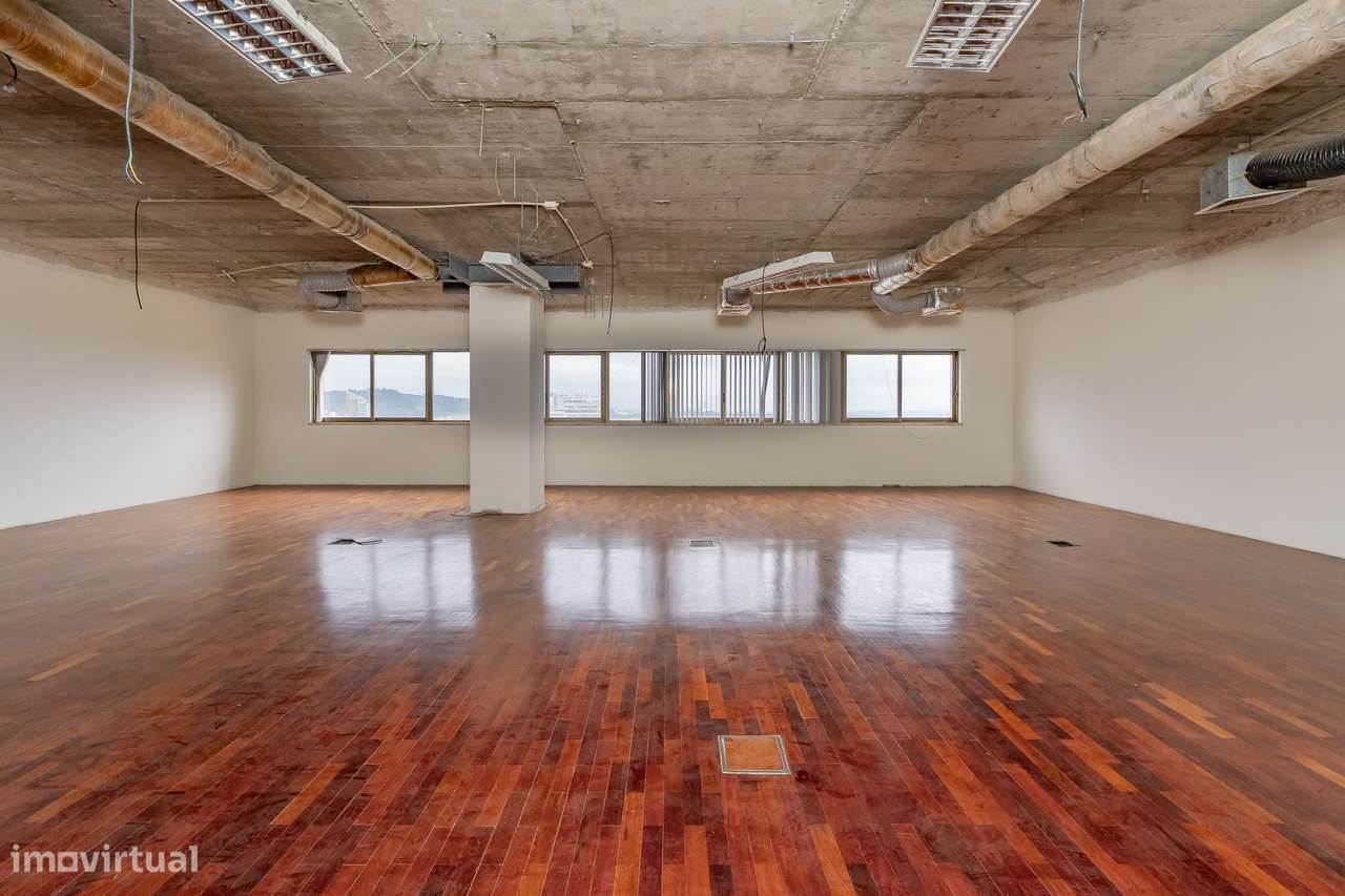 Escritório para Venda em Miraflores – 335 m² | Vista Desafogada | 3 Fr - Grande imagem: 4/25