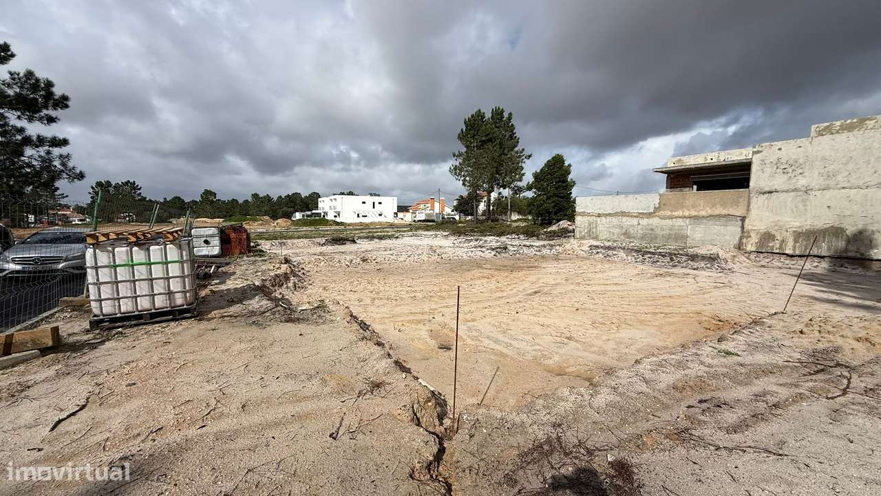 Moradia Térrea T3+1 com Piscina- Conclusão no Final do Ano-9