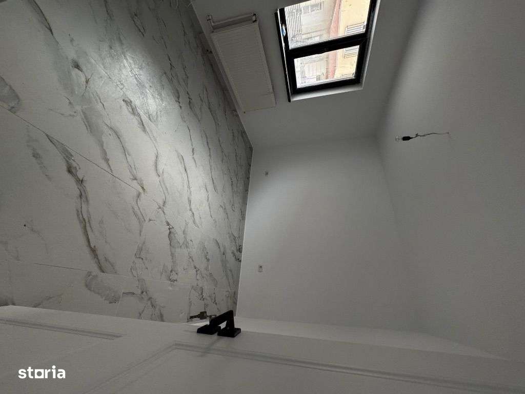 Casa Stil Duplex, Mioveni, Constructie 2024, 5 camere, A-uri - Imagine principală: 5/10