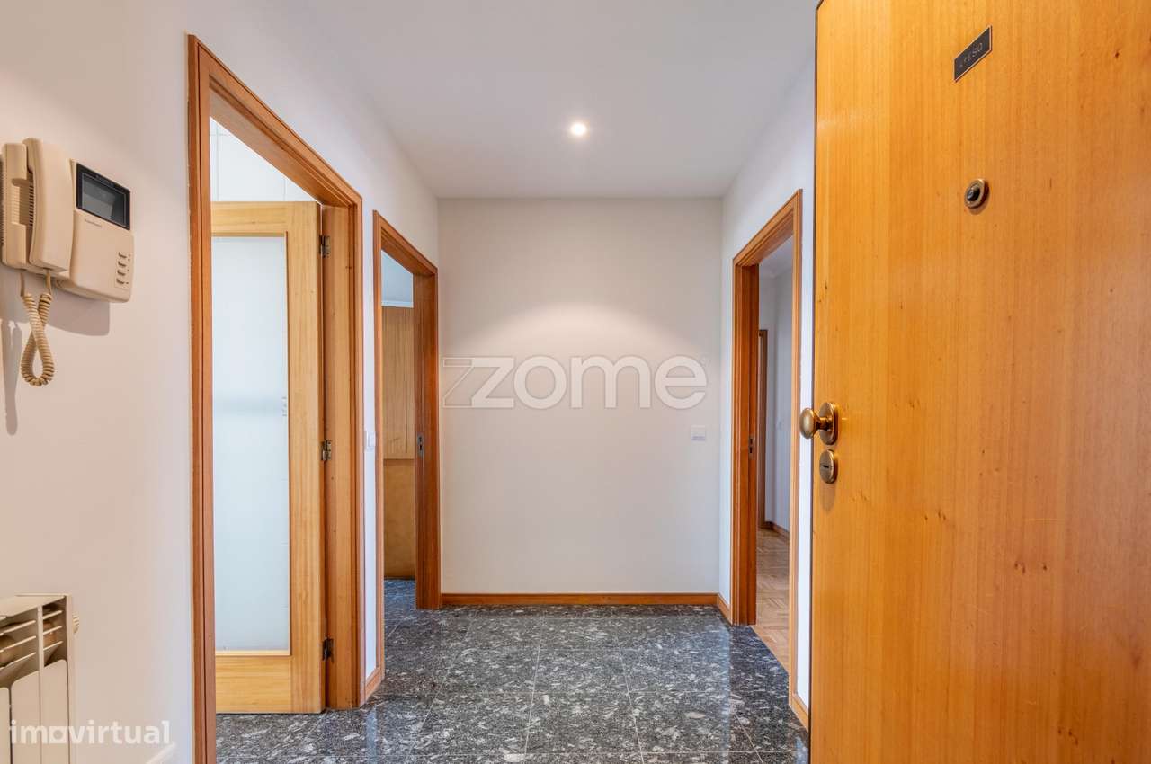 Apartamento T2,mobilado e equipado, Maia, Porto. - Grande imagem: 4/33